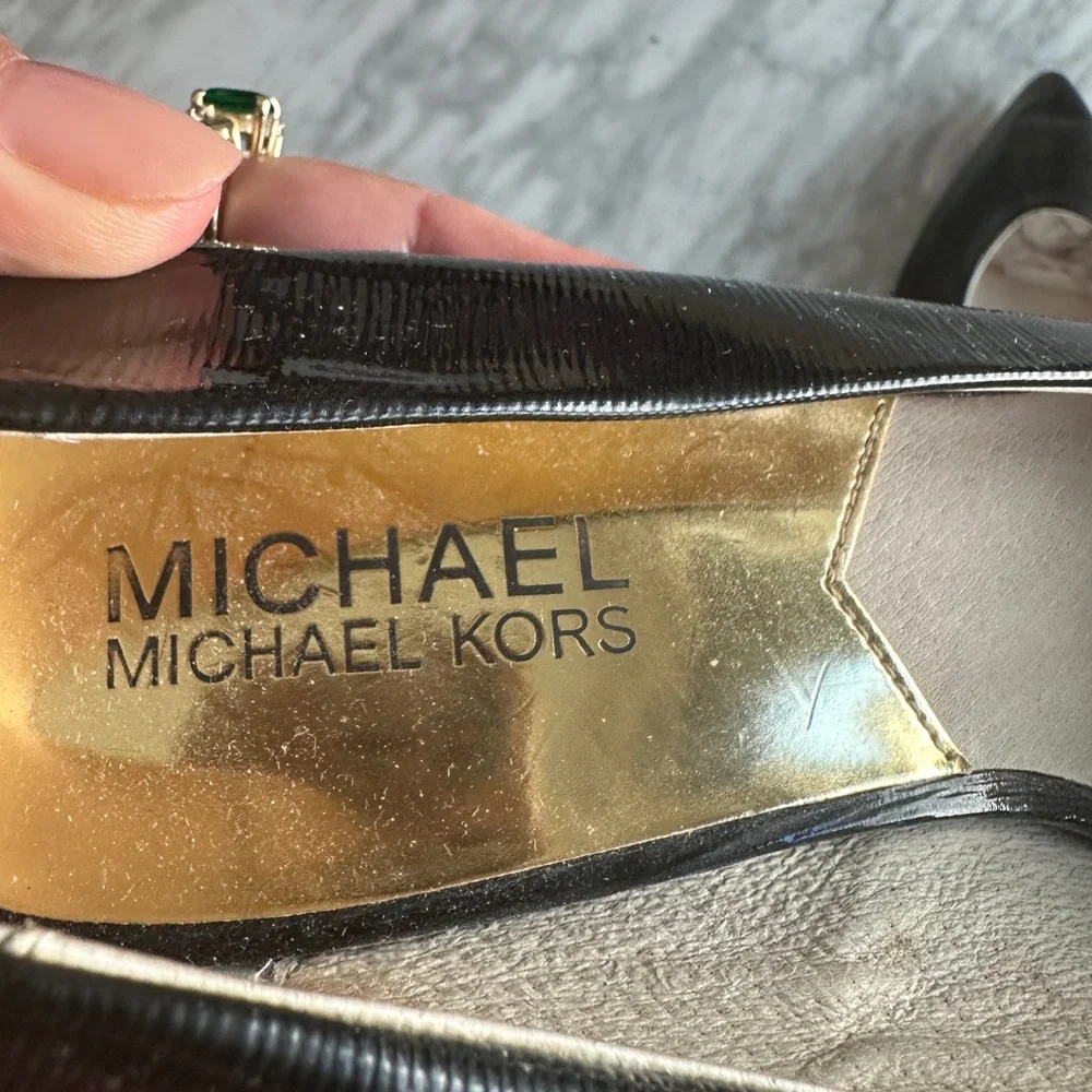 Michael Kors Black Patent Leather Pointed Low Kitten Heels - Picture 9 of 11